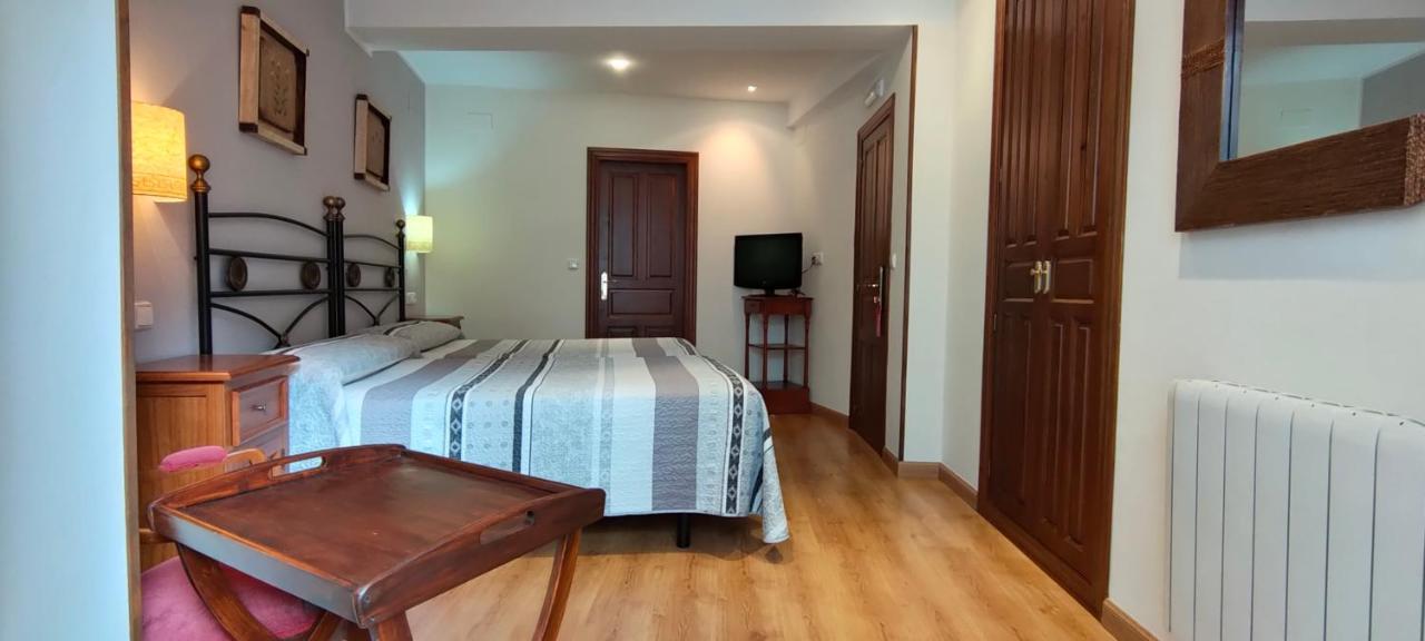 Hotel Rural La Plaza Caso المظهر الخارجي الصورة