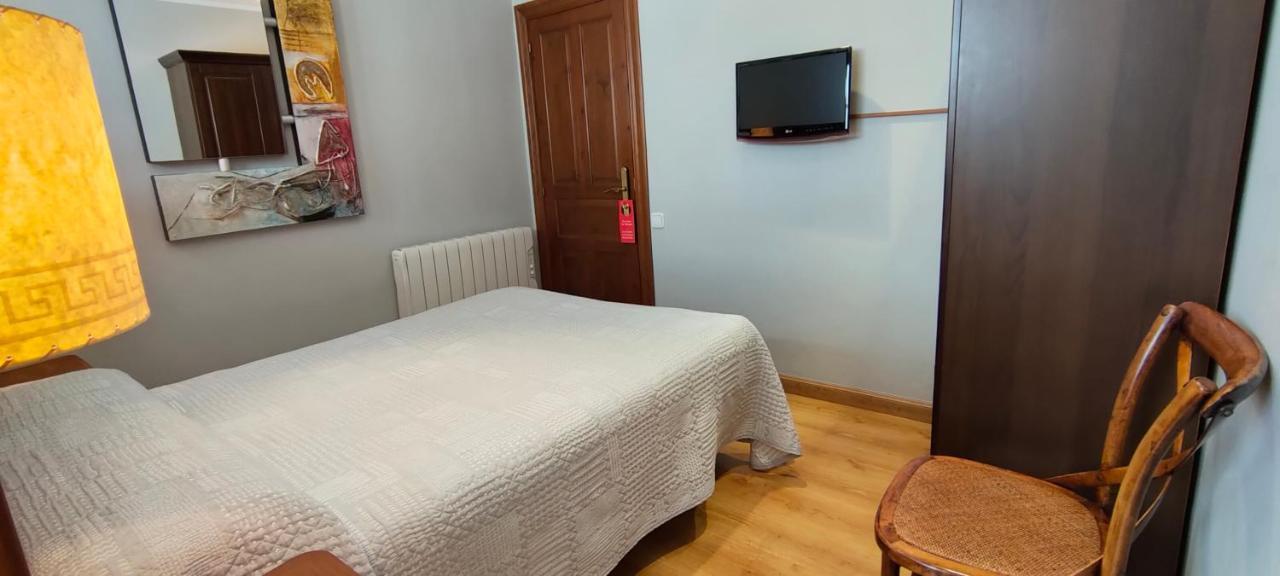 Hotel Rural La Plaza Caso المظهر الخارجي الصورة