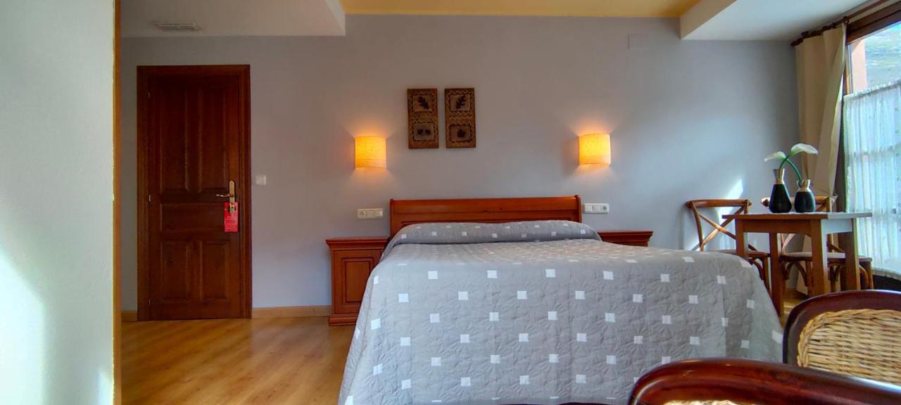 Hotel Rural La Plaza Caso المظهر الخارجي الصورة