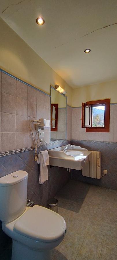 Hotel Rural La Plaza Caso المظهر الخارجي الصورة