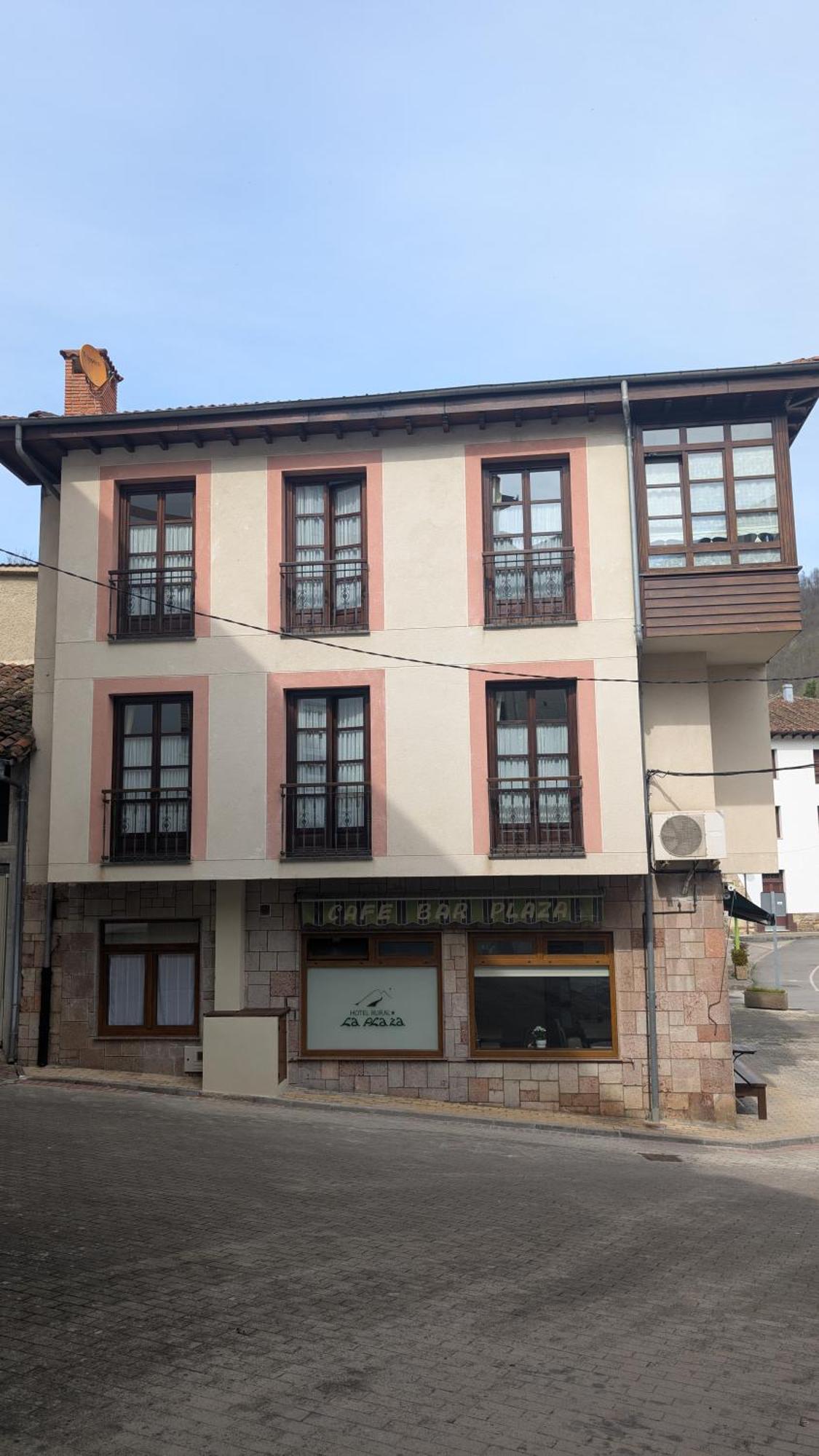 Hotel Rural La Plaza Caso المظهر الخارجي الصورة